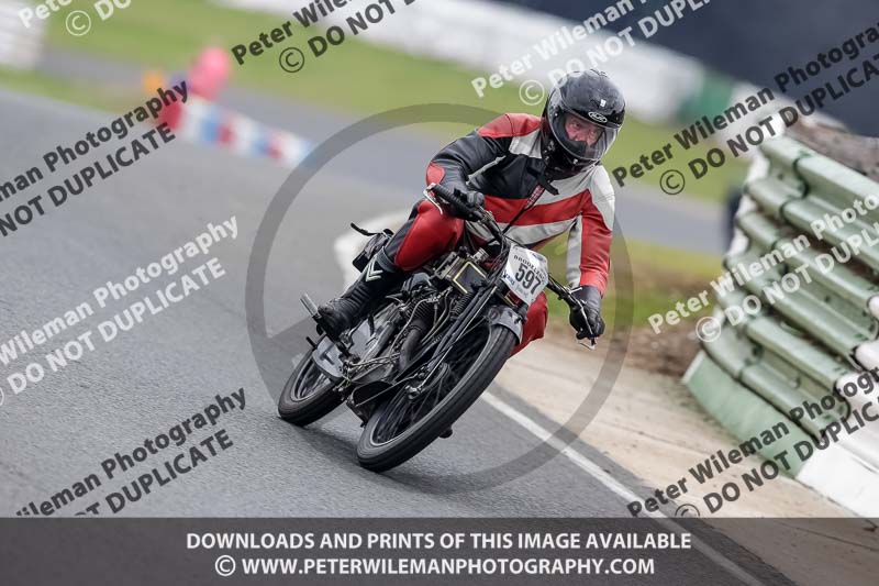 Vintage motorcycle club;eventdigitalimages;mallory park;mallory park trackday photographs;no limits trackdays;peter wileman photography;trackday digital images;trackday photos;vmcc festival 1000 bikes photographs